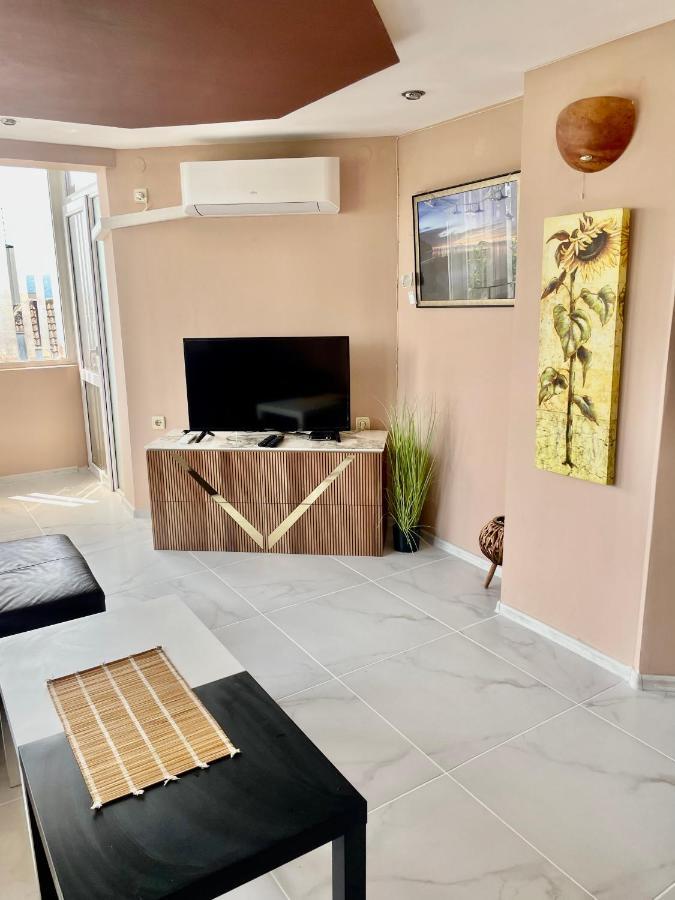Sea view / Sea Garden Maisonette Warna Exterior foto